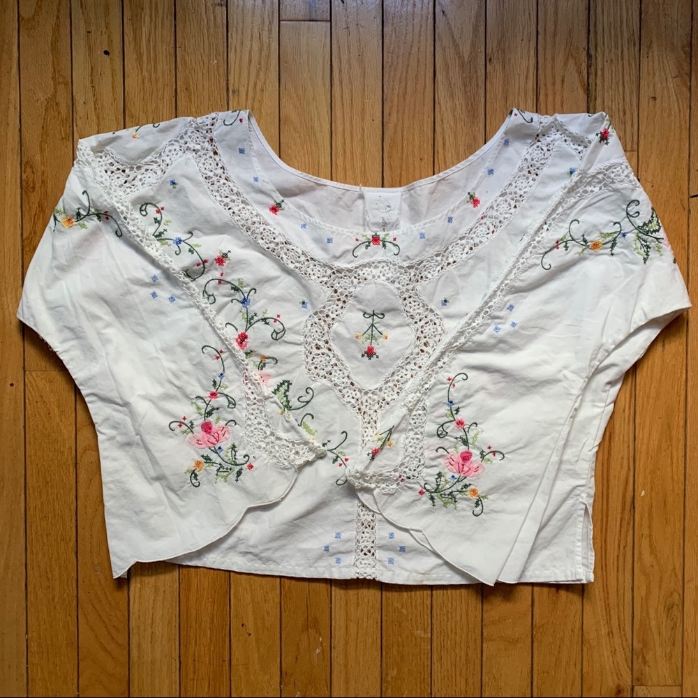 Beautiful off the shoulder blouse - Picture 10 of 10